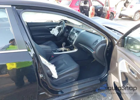 2015 Nissan Altima 2.5 Sl z USA, uszkodzony, nr VIN 1N4AL3AP1FC150561